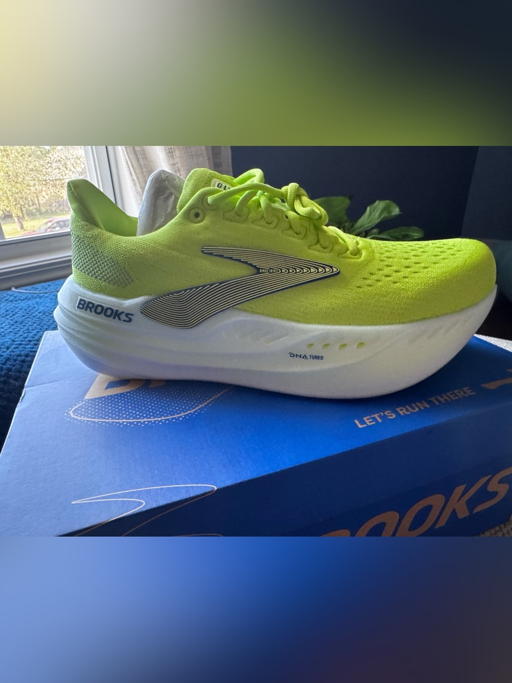 Brooks Men’s Neon Lime Performance Running Shoes